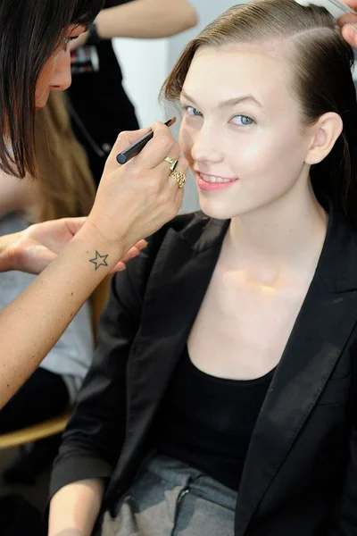 Look 15